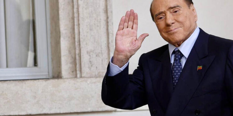 È morto Berlusconi, non la politica degli «haters»