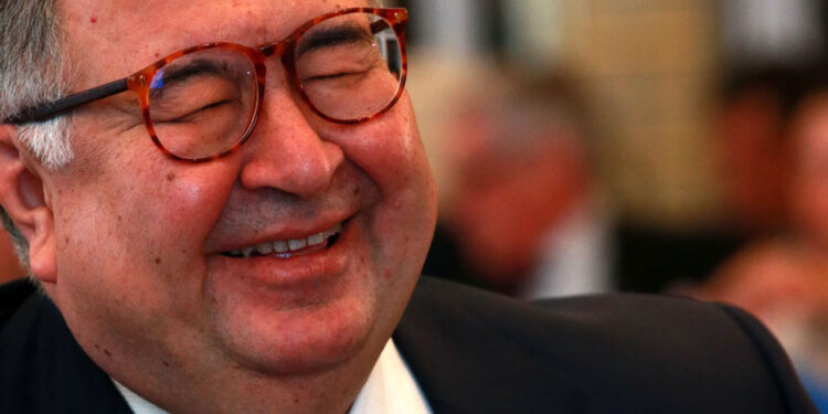 Alisher Usmanov batte l’Italia al Tar: confisca delle ville a rischio
