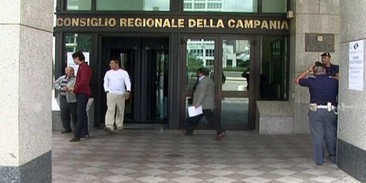 «Caro sindaco, ferma il dissesto», in Consiglio regionale Più Europa presenta mozione