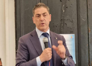 Fratelli d’Italia, a Napoli la riorganizzazione parte dal territorio