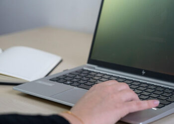 Woolkye: l’app che democratizza il lavoro flessibile e mette KO il caro-uffici