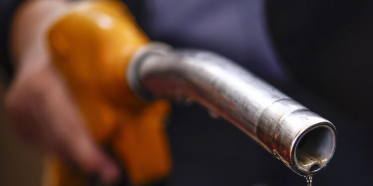 Il Wti scivola sotto i 90 dollari con la lente sull’accordo Usa-Iran