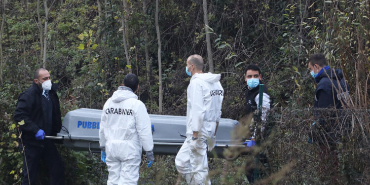 Uccise suoceri e li fece a pezzi, pg Cassazione, ‘confermare 30 anni pena’