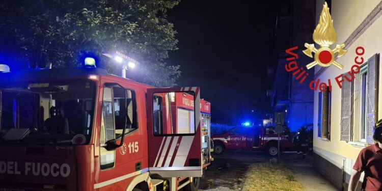Morto nell’incendio di casa, arrestato un vicino per omicidio volontario