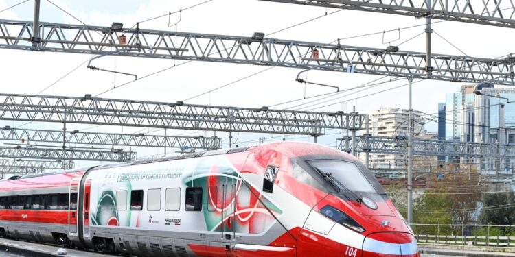 Mit, puntualità treni sale al 76%, ritardi per furti e manomissioni