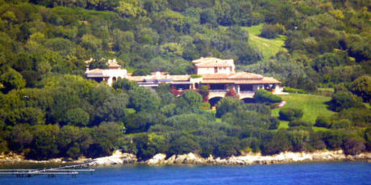 Cosa fatta la vendita alla famiglia Al Thani di Villa Certosa