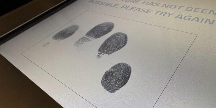 Il sistema Ees, controlli biometrici e stop ai timbri sui passaporti – SCHEDA