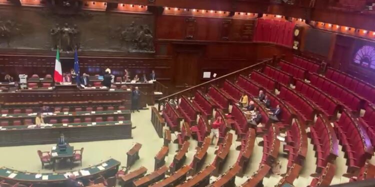 Alla Camera si discute di legge elettorale, l’avvio in un’Aula semideserta