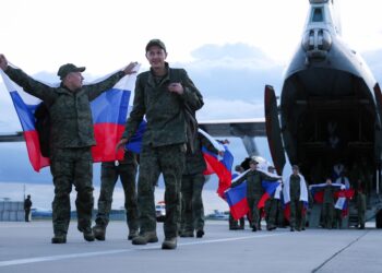 Italia e Francia scettiche sul bando Ue contro ex combattenti russi: le ragioni del no.
