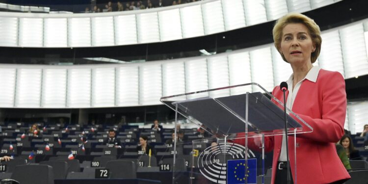 Von der Leyen nel Caucaso: visita Ue cruciale in Azerbaigian e Armenia