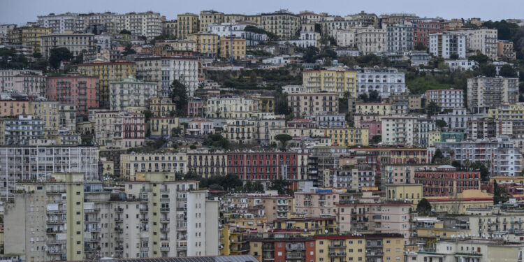 Infrazione Ue sulle ‘Case green’ contro tutti i 27, Italia inclusa