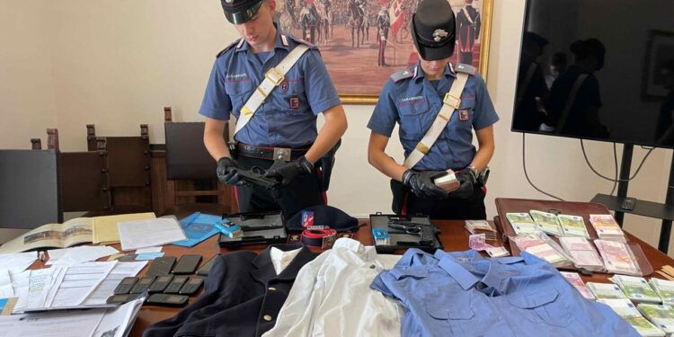 Si fingevano preti o carabinieri per truffare imprenditori, misure cautelari
