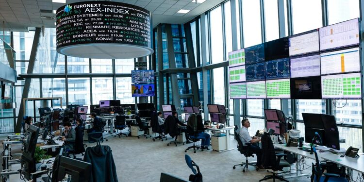 Spread Btp-Bund 78 punti ma rendimenti dei titoli italiani in aumento al 3,75%