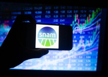 Snam rafforza la crescita nel primo semestre. Investimenti +43,8% e debito sotto controllo