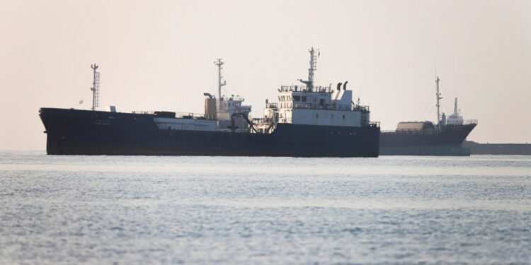 Hormuz richiude e il gas torna a 50 euro: l’Europa riscopre il rischio energetico