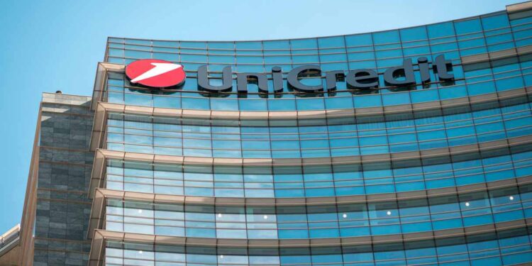 UniCredit alza la guidance: cosa cambia per gli azionisti tra dividendi, buyback e piano 2030