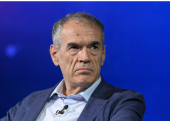 “Più debito? Per ora non serve”, Cottarelli invita a cautela su flessibilità concessa da Bruxelles