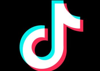 L’UE mette nel mirino TikTok: nuove accuse sulla protezione dei minori