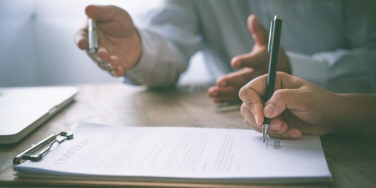 Mancata assunzione e stipendio perso: quando il ritardo costa davvero caro al capo
