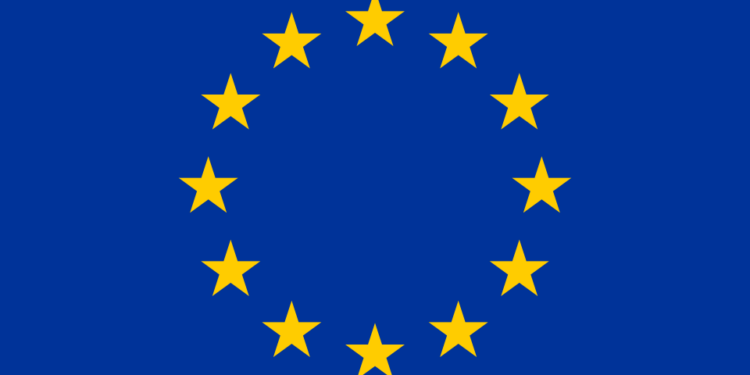 L’Unione Europea valuta un giro di vite sui social per minori