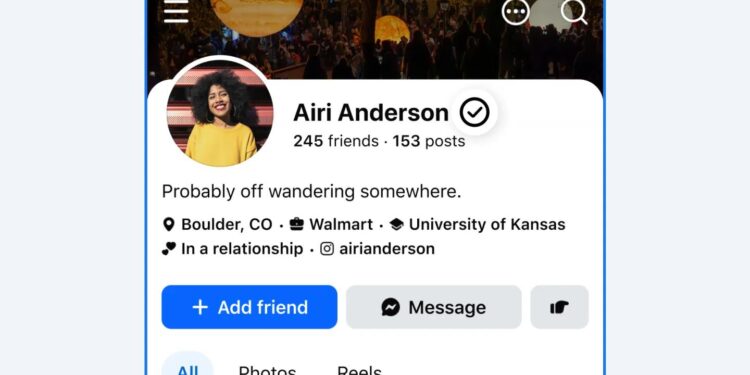 Facebook, arriva il feed video a schermo intero in stile TikTok
