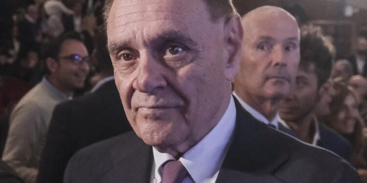 Mastella: “A tutti chiedo di pregare per me. Anche io sono malato, spero di farcela”