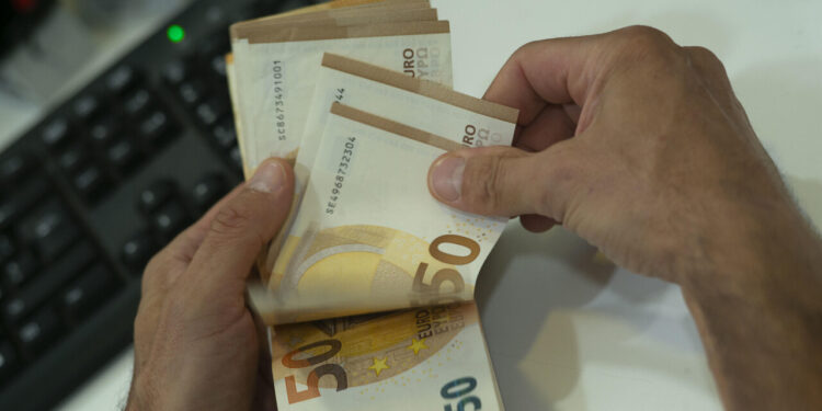 First Cisl, boom di utili per le grandi banche, 15 miliardi nel semestre