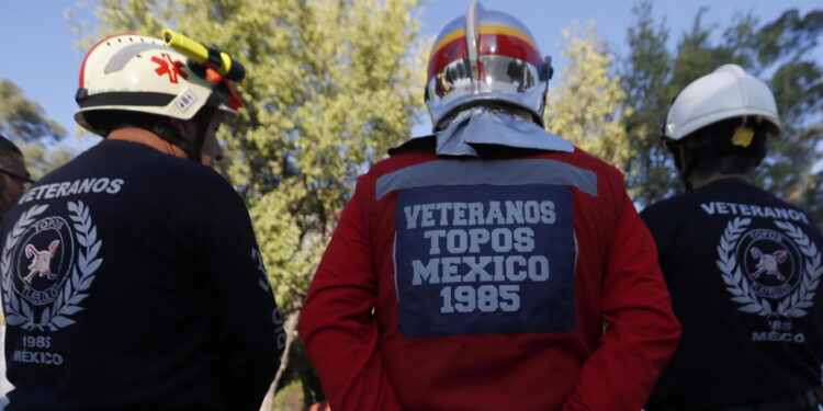 In Colombia arrivano i ‘Topos’, celebri soccorritori messicani