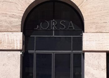 Borsa: Milano chiude in calo (-0,2%), realizzi su Prysmian ed Stm