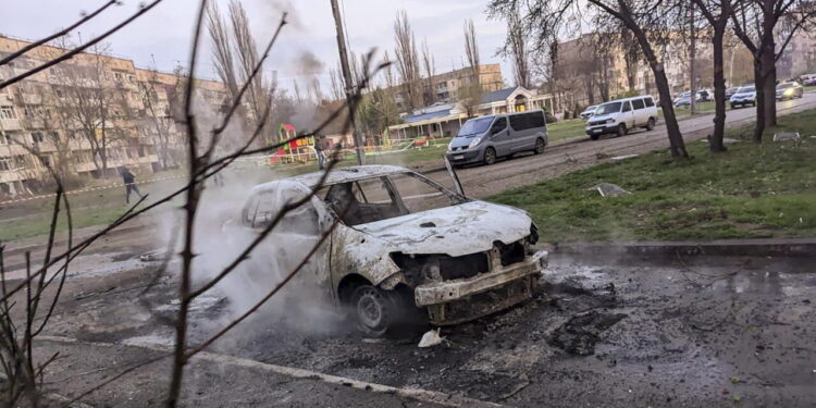 Zelensky, ‘almeno 3 morti e 14 feriti per i raid russi della notte’