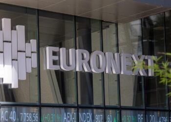 Borsa: Europa in cerca di spunti, Milano +0,25%