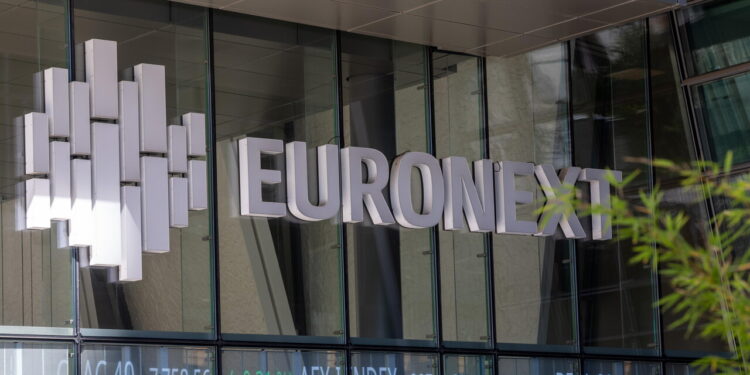 Borsa: Europa in cerca di spunti, Milano +0,25%