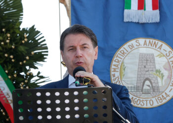 Conte,Report spina nel fianco di un Governo che vuole TeleMeloni