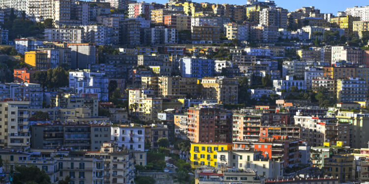 Caro affitti, prezzi stanze scendono (-6,2%), Roma e Firenze in controtendenza