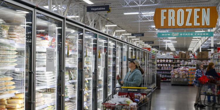 Frenano a sorpresa le vendite al dettaglio negli Usa, -0,6% a luglio