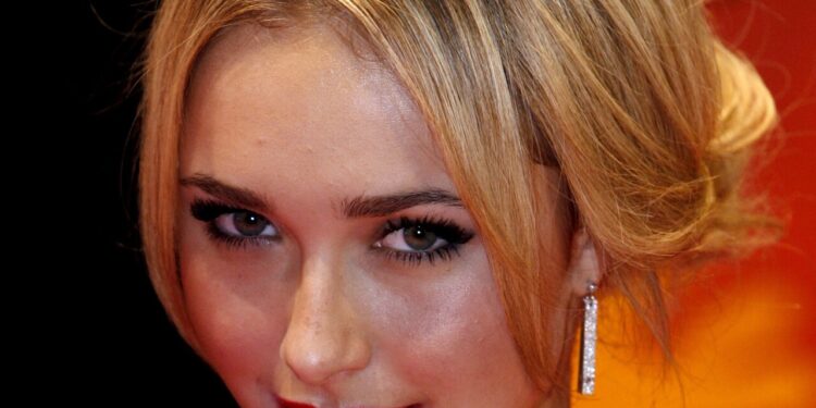 Morta l’attrice Hayden Panettiere, aveva 36 anni