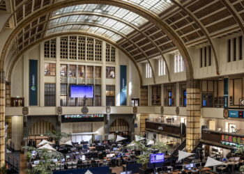 Borsa: l’Europa migliora, future contrastati, Milano invariata
