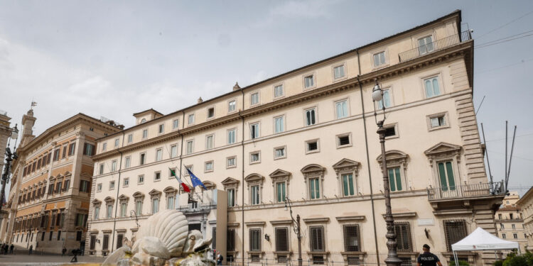 Il Cdm convocato alle 18, in esame due decreti legge su carburanti ed ex Ilva
