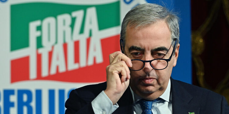 Gasparri: ‘Singolare lo sforzo di Ranucci di difendere Lavitola’