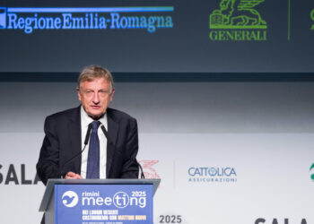 Scholz (Meeting), i migranti vanno accolti in modo umano