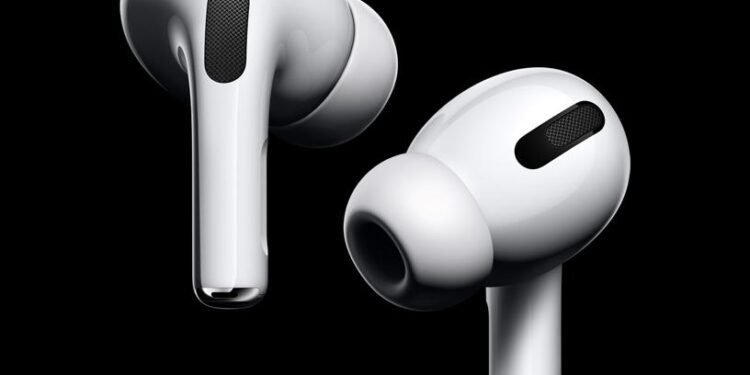AirPods con fotocamera: potrebbero arrivare già quest’anno