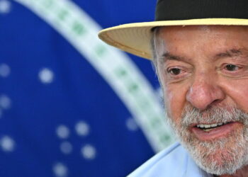 Brasile, a meno di due mesi dal voto Lula allunga su Bolsonaro