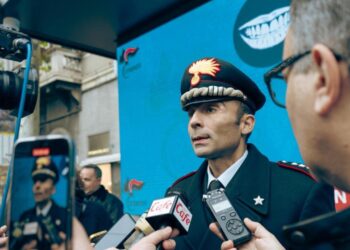 ‘Finto Carabiniere’ truffava in tutta Italia, otto arresti