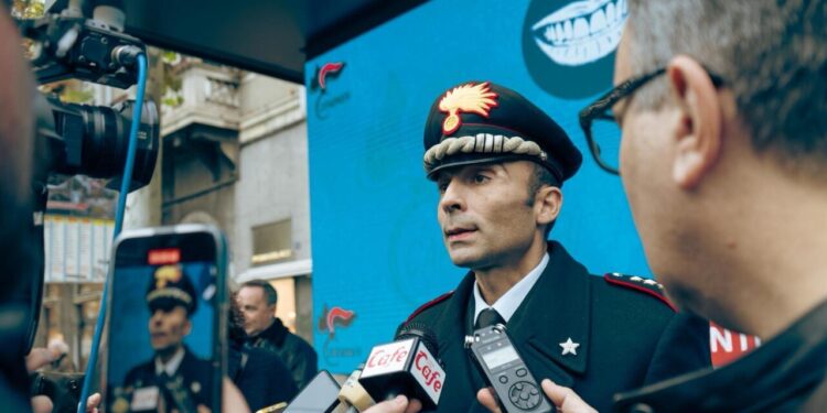 ‘Finto Carabiniere’ truffava in tutta Italia, otto arresti