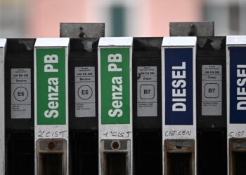 Unem, a luglio benzina rafforza crescita, +3,1%, record per il jet fuel, +3,6%