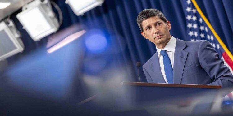Fed, cresce il fronte per il rialzo dei tassi: cosa cambia a settembre