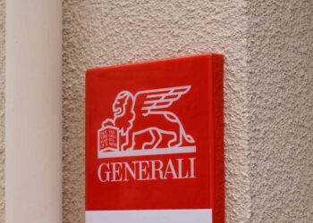 Generali +1% in Borsa dopo i conti, Donnet: “Forte posizione di capitale”. Cosa cambia per gli azionisti
