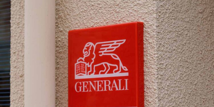 Generali +1% in Borsa dopo i conti, Donnet: “Forte posizione di capitale”. Cosa cambia per gli azionisti