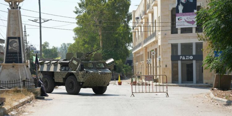 Escalation in Libano, Israele intensifica i raid: eliminati due comandanti di Hezbollah
