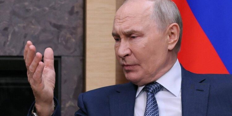 Ucraina, Putin: “Se la Russia non conquista il Donbass mi impiccano”